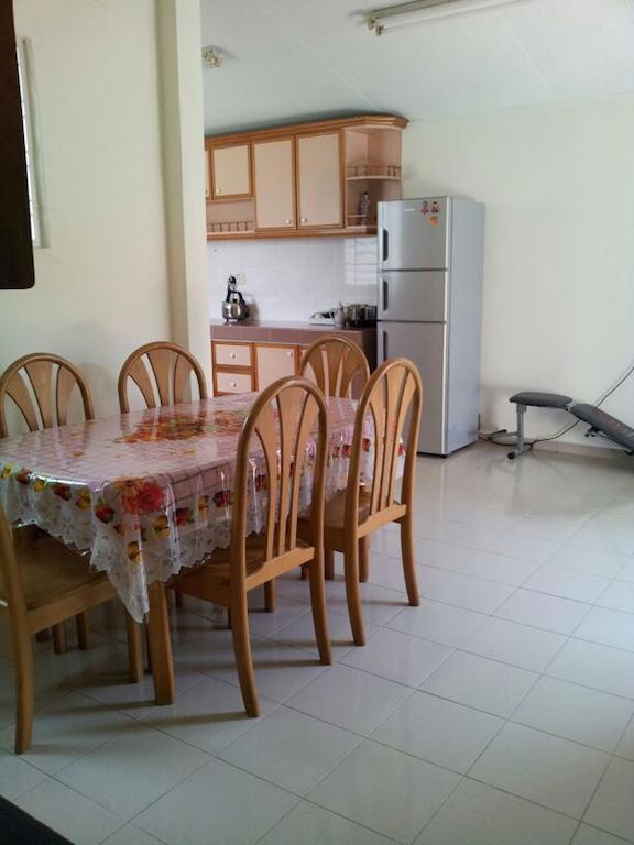 Carols Guesthouse Near Jonker And Satay Celup Malacca Номер фото